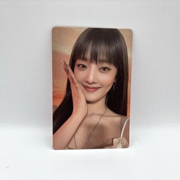 (G)I-DLE Minnie Heat Target Exclusive Official Photocard PC KPop Gidle I-dle - Picture 1 of 2